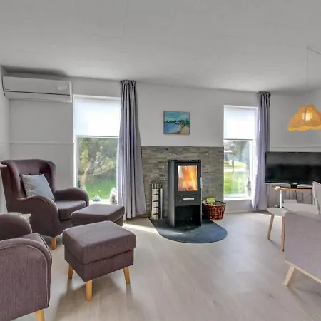 Hellin - 300m From The Sea By Interhome Lokken