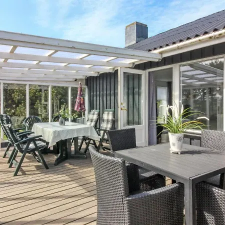 Holiday home Hellin - 300m From The Sea By Interhome *
